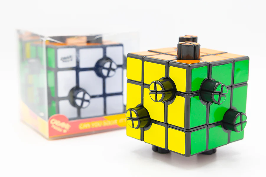 Evgeniy Button Cube (2-Holes, 1/4)
