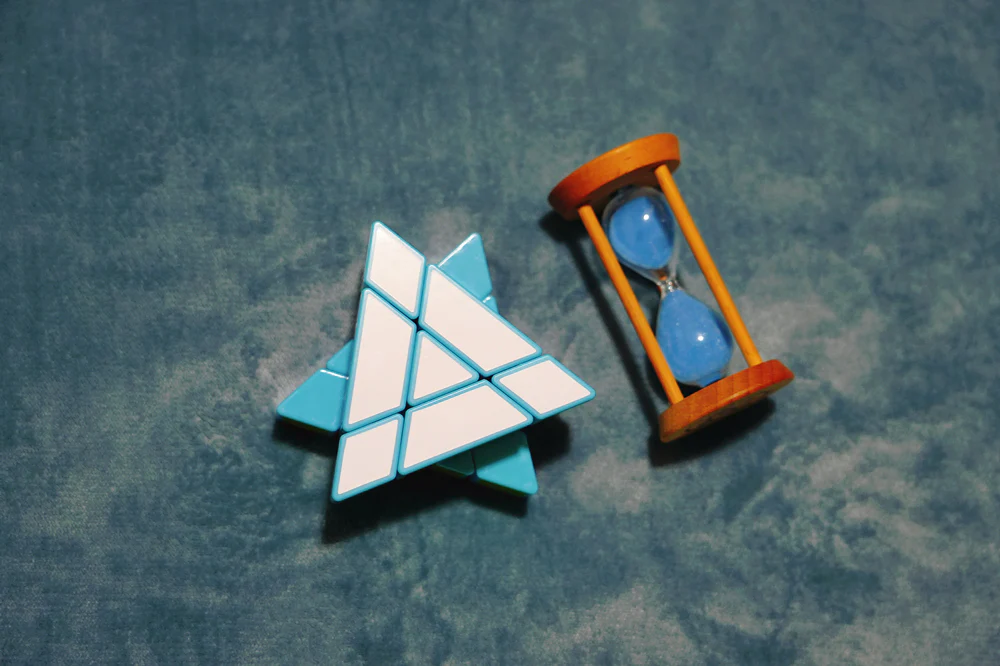 ZePuzzles J2 Triangular Prism - Image 11