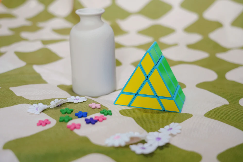 ZePuzzles J2 Triangular Prism - Image 12